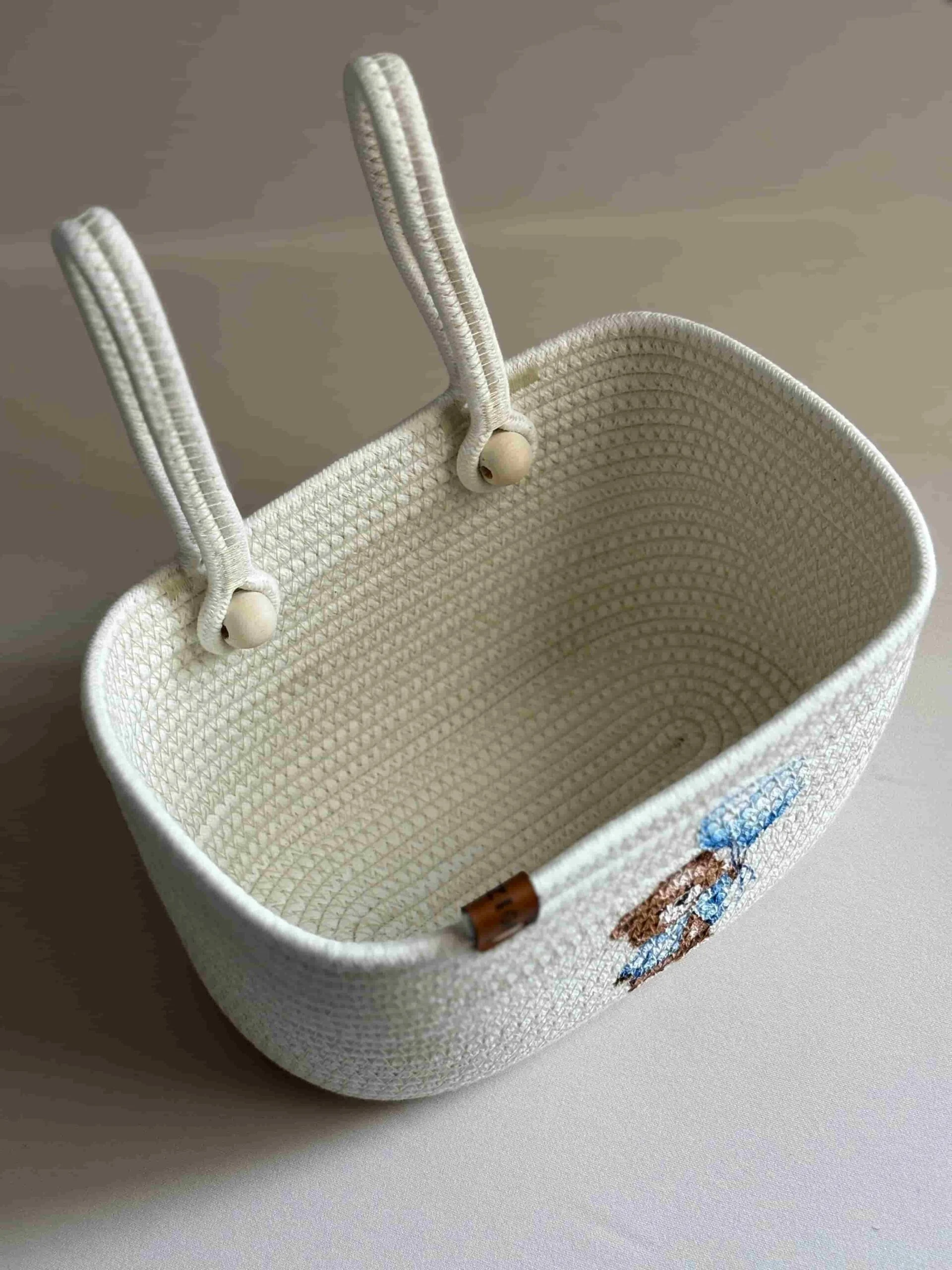 آویز تخت نوزاد